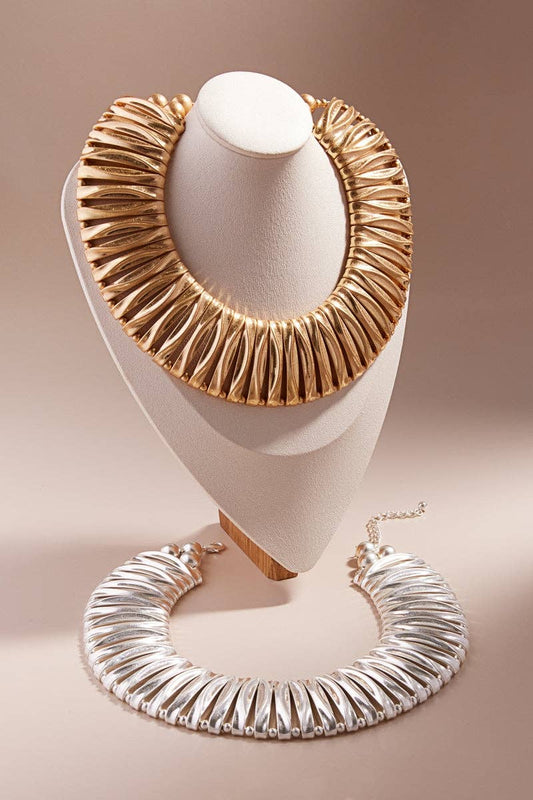 Vintage Metal Domed Shaped Ccb Short Necklace