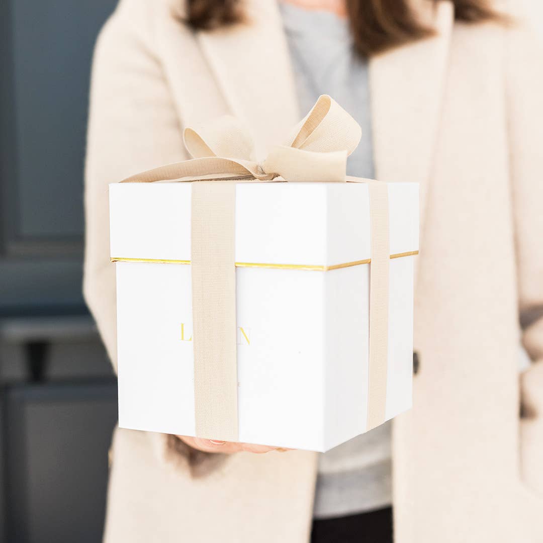 Sugar Paper Candle | Crisp White Linen