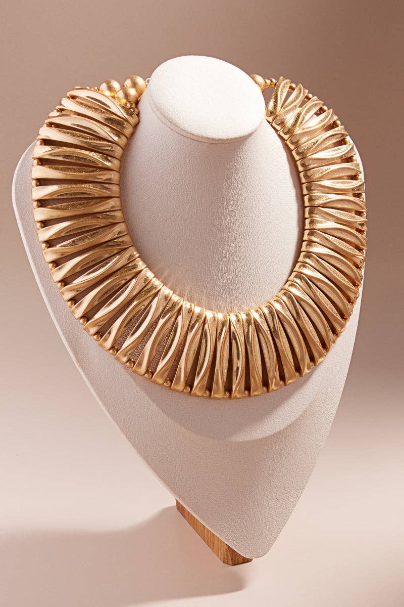 Vintage Metal Domed Shaped Ccb Short Necklace