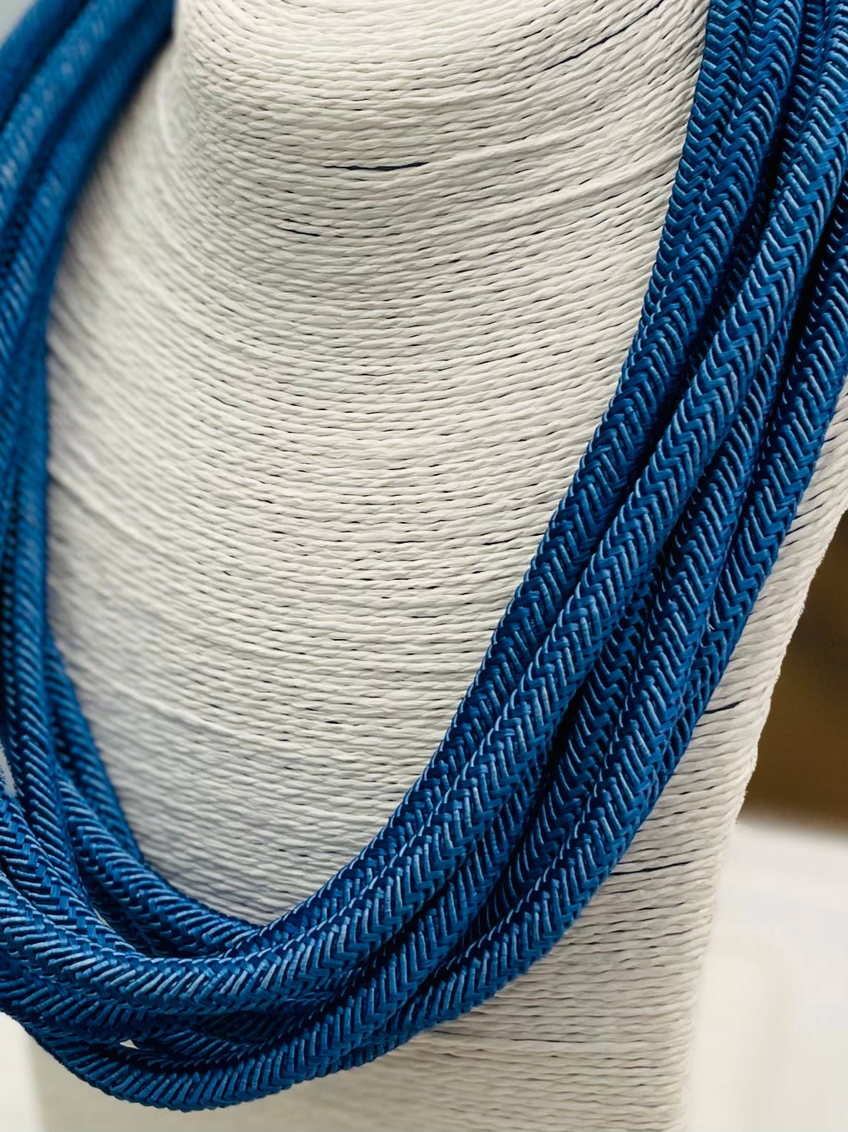 Slub 8-Strand Necklace (cobalt)