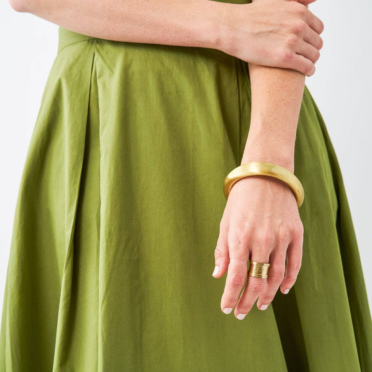 Cora Bangle