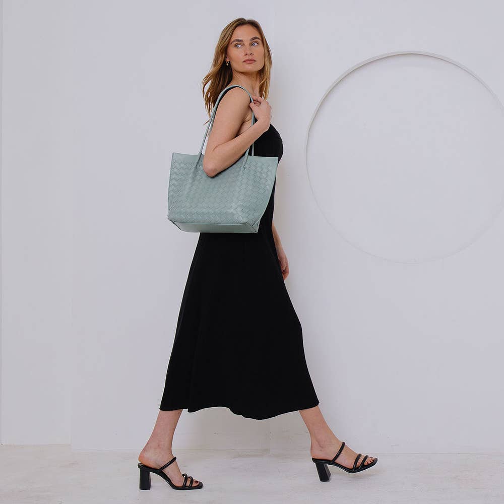 Victoria Tote Bag