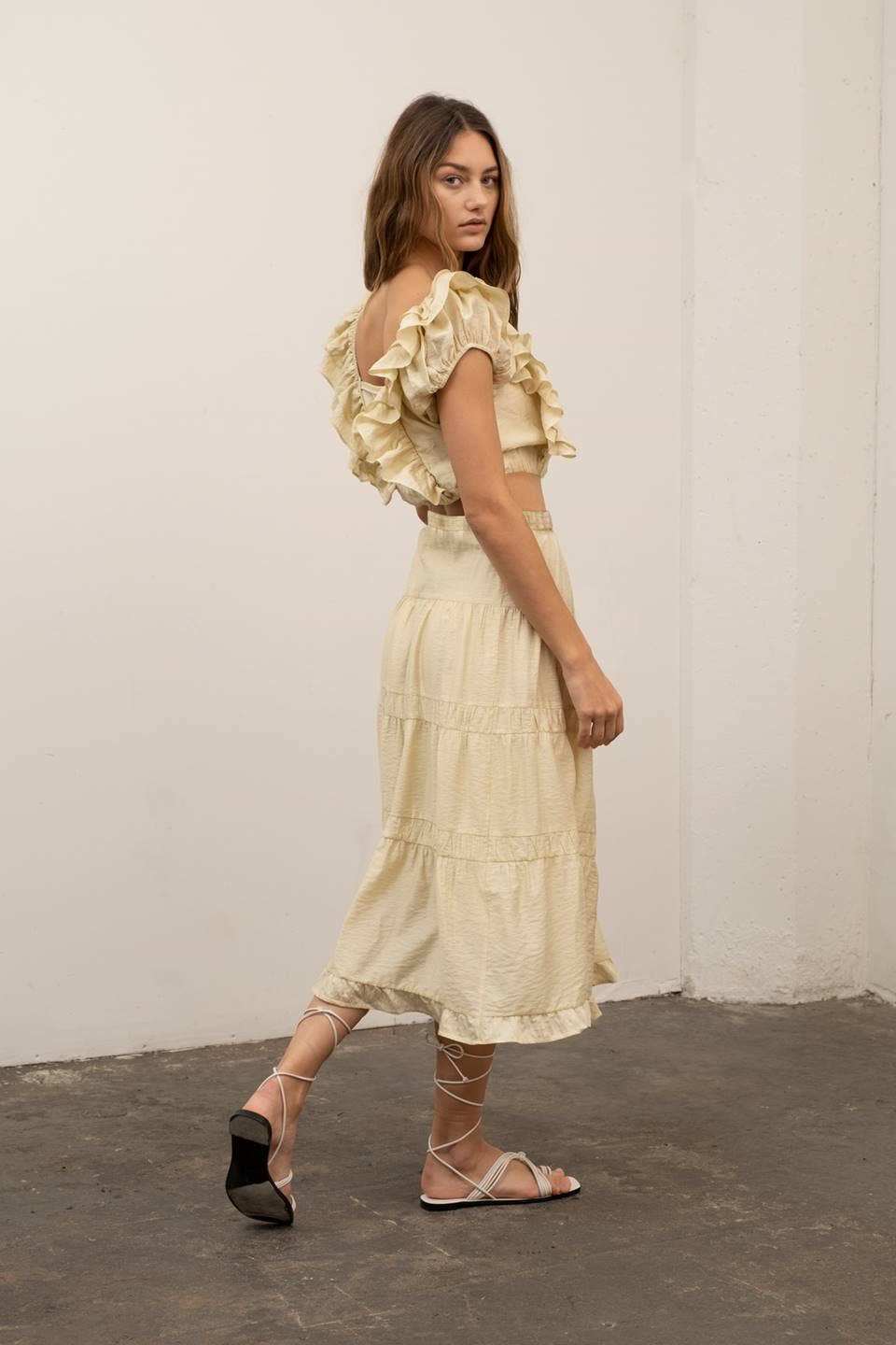 SQUARE NECK TOP